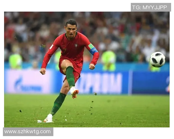 曼联与尤文再度交锋C罗能否带领球队重现辉煌时刻 曼联与尤文再度交锋C罗能否带领球队重现辉煌时刻